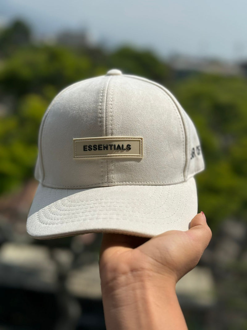Gorra Essentials Gamuza